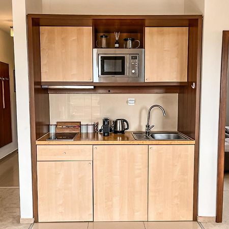 Tri Stity Apartment With Tatra View Terrace ヴェルカー・ロムニツァ エクステリア 写真