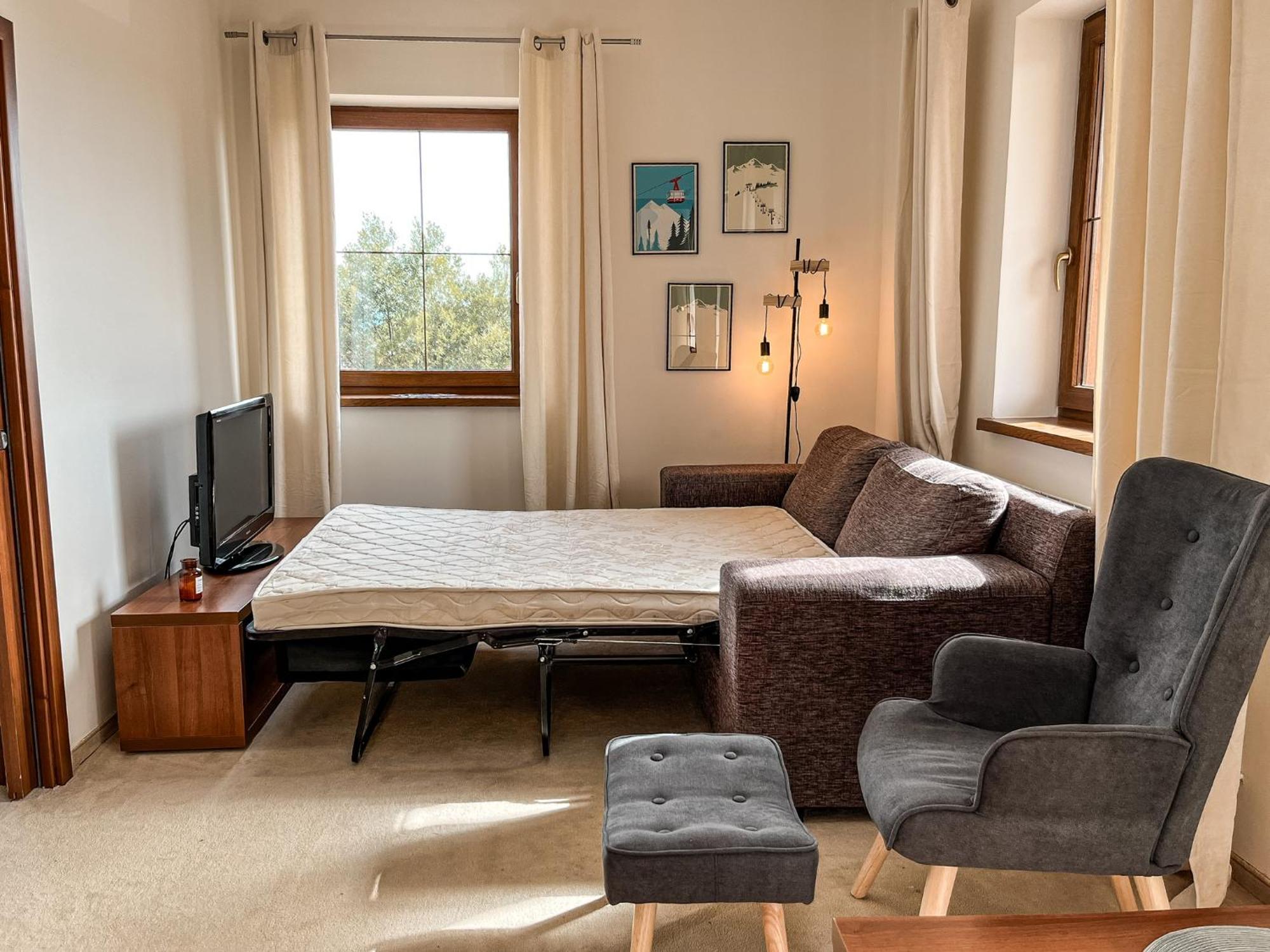 Tri Stity Apartment With Tatra View Terrace ヴェルカー・ロムニツァ エクステリア 写真